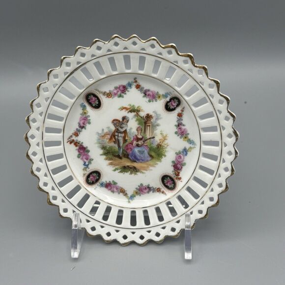 Vtg Pair German Porcelain Reticulated Courting Couple Trinket Dishes Bavaria - Picture 4 of 8